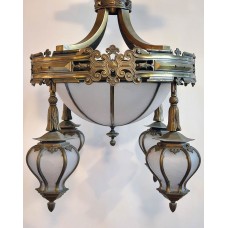 Антикварный американский светильник из гнутого стекла и латуни 